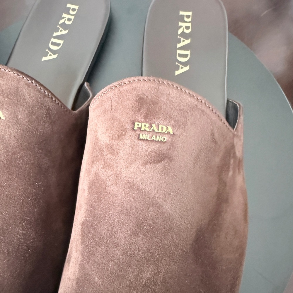 Prada 2S2986 Brown Suede Mules Gold Logo Slip On Loafers Mens Shoes 9.5 - Picture 3 of 11